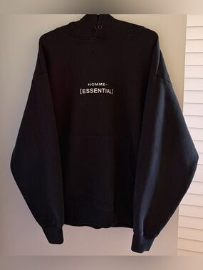 HOMME+ ESSENTIALS HOODIE BLACK - SIZE M